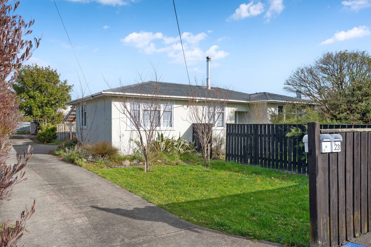 23 Kent Street, Carterton - Carousel 17