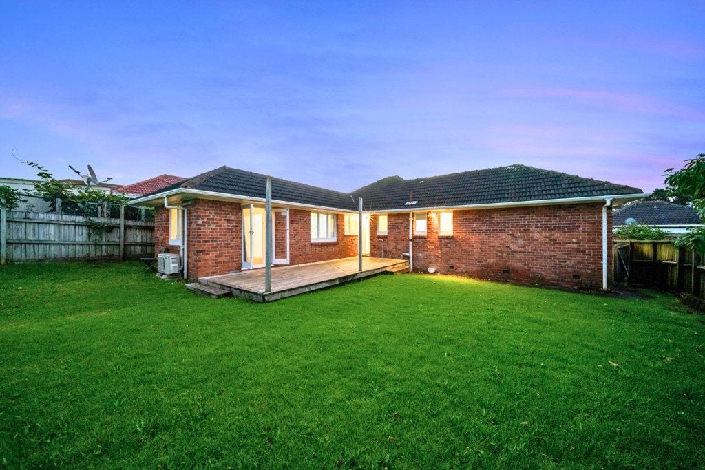36 May Road, Mount Roskill, Auckland - Carousel 1