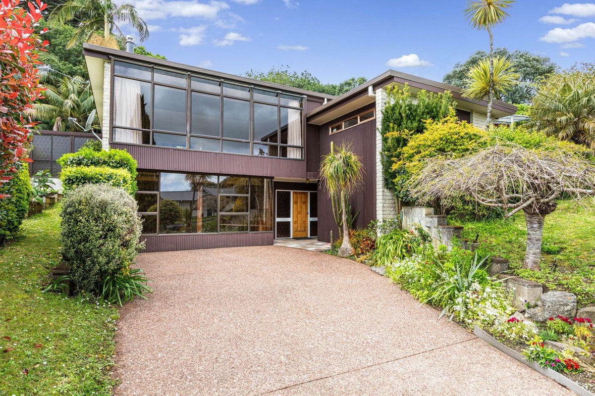 48 Gibbs Crescent, Red Hill, Papakura - Carousel 1