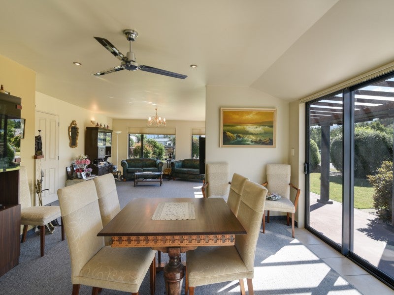 12 Mavora Road, Lake Hayes, Queenstown - Carousel 1