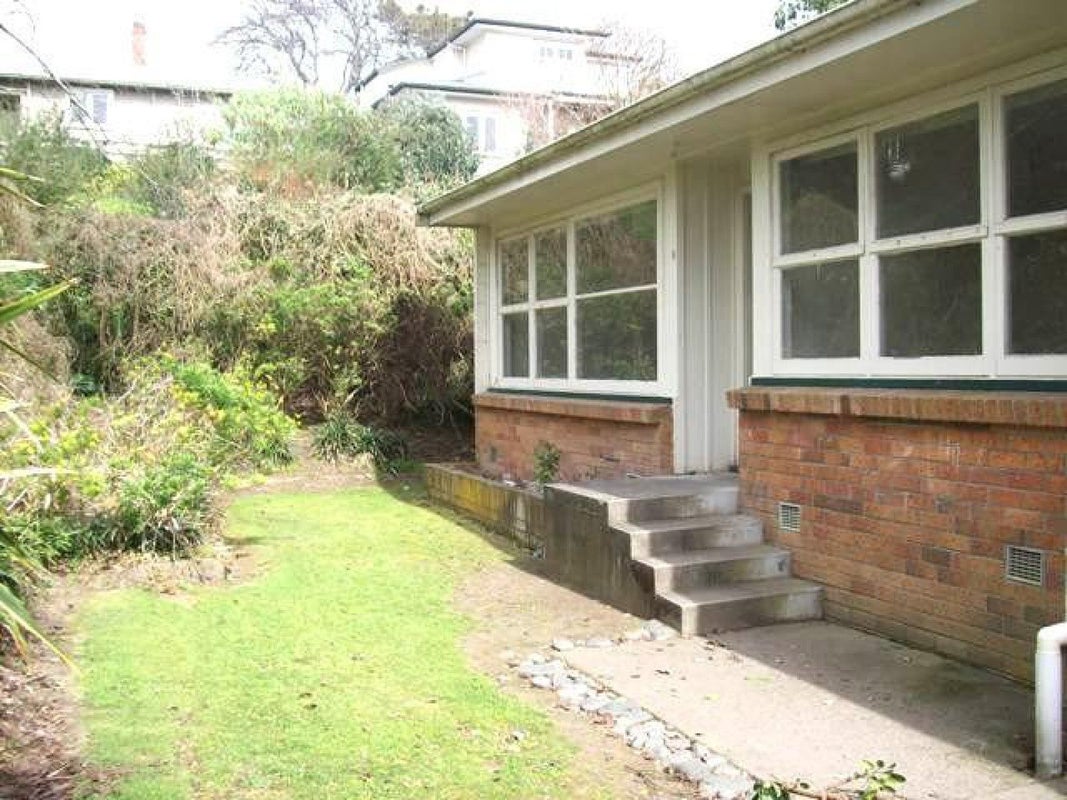 1241 Victoria Street, Whitiora, Hamilton - Carousel 1