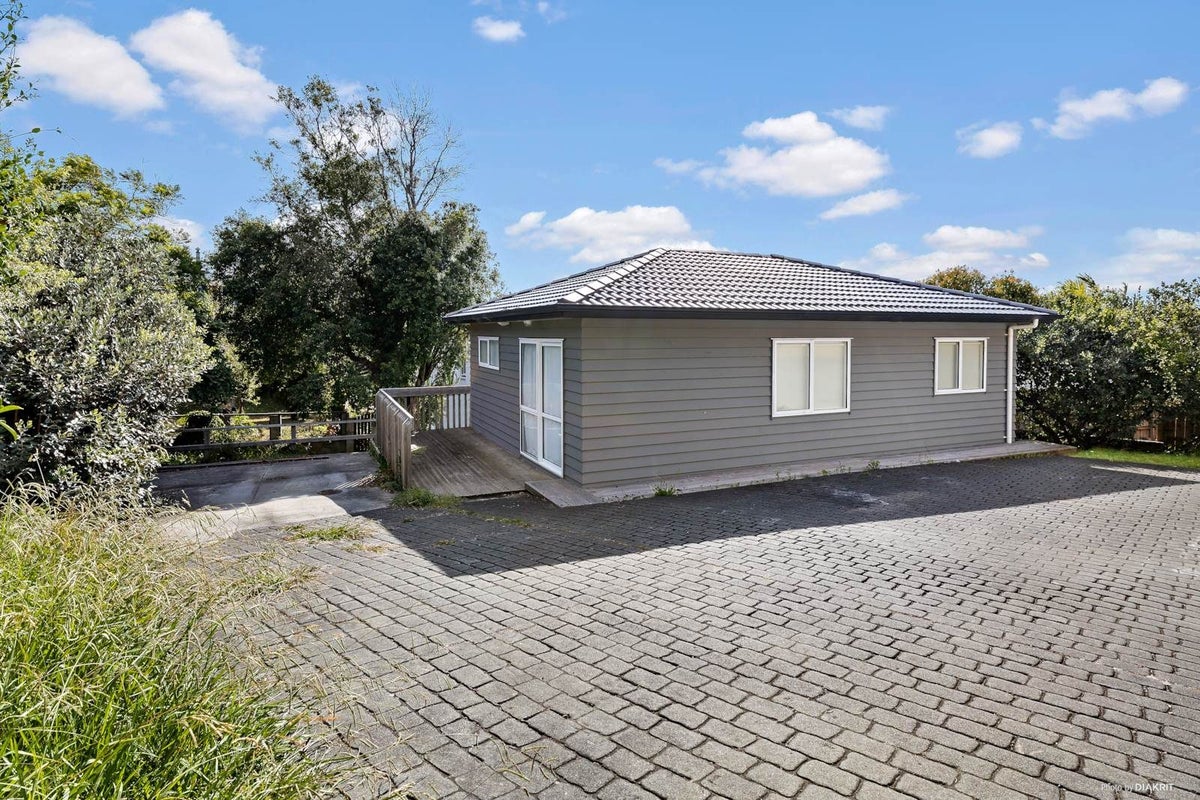 67 O'Halloran Road, Howick, Auckland - Carousel 2