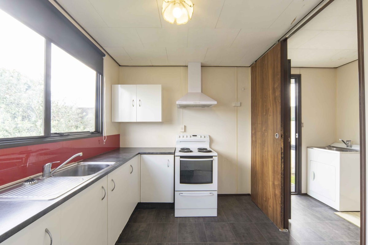 1A Reeves Close, Fairview Downs, Hamilton - Carousel 2
