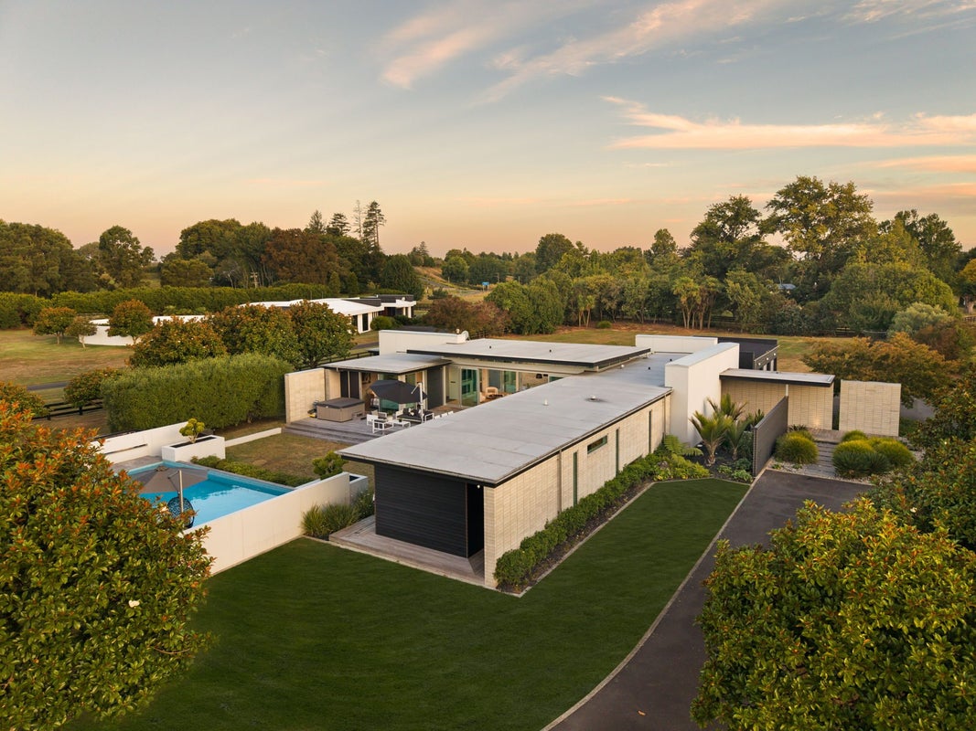 9A River Downs, Horsham Downs, Hamilton - Carousel 2
