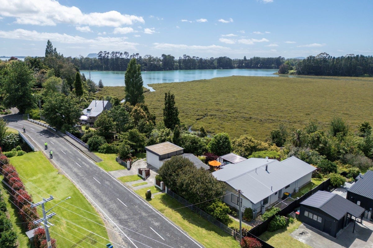 228 Plummers Point Road, Whakamarama, Tauranga - Carousel 2