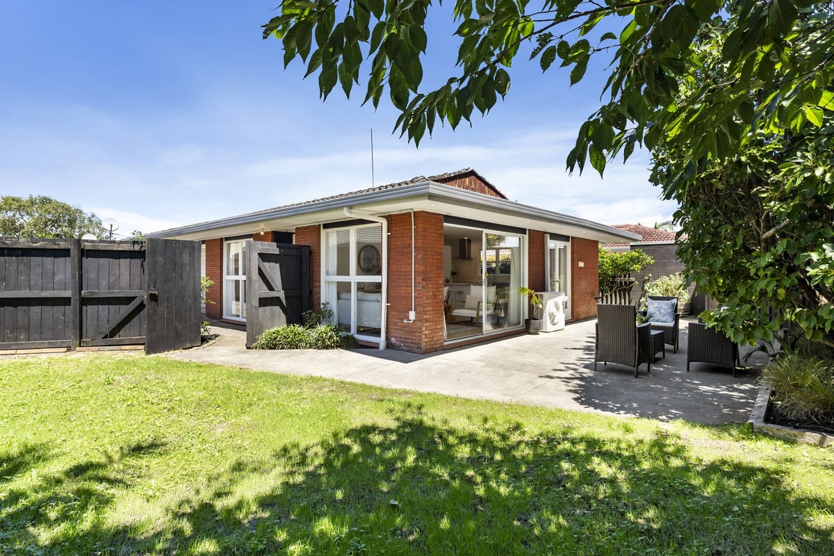 4/14 Amaru Road, Onehunga, Auckland - Carousel 1