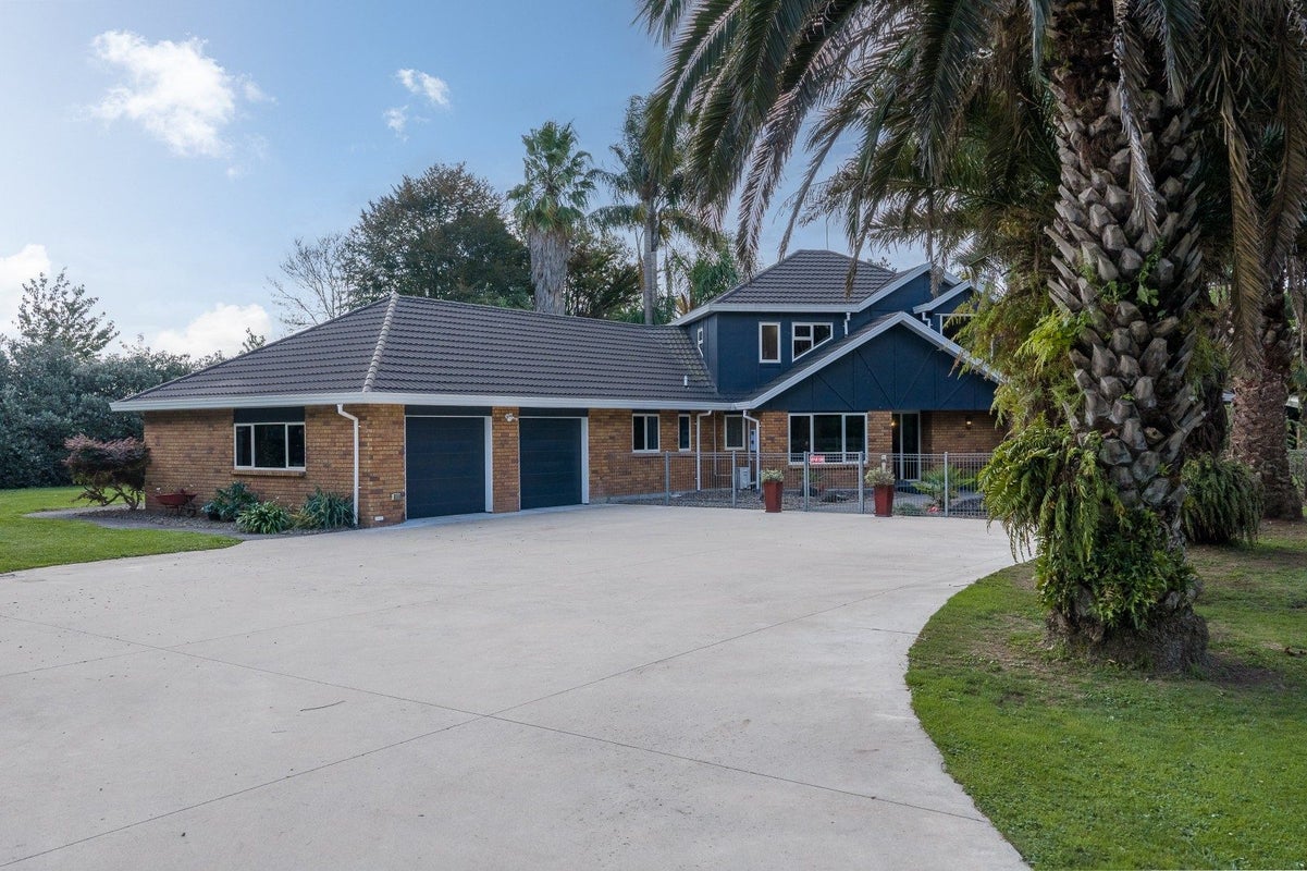 3783 Cambridge Road, Leamington, Cambridge - Carousel 23