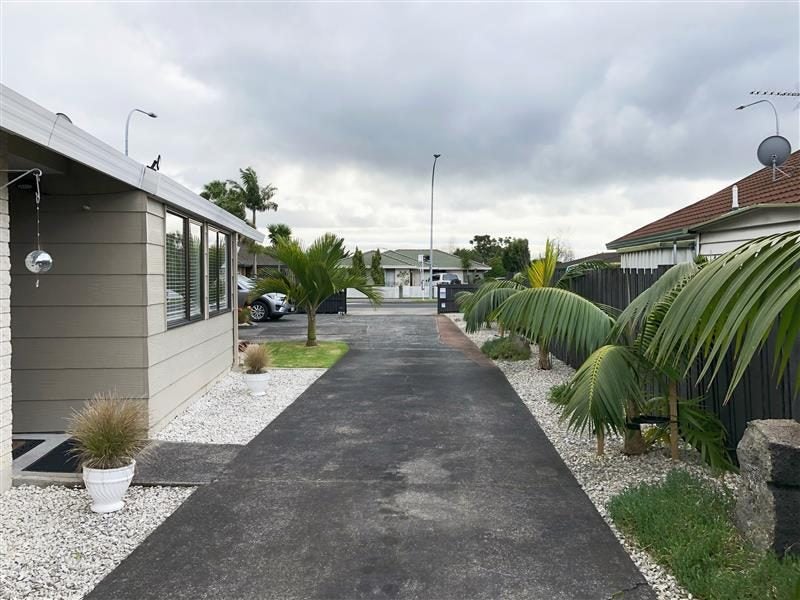 22 Sturges Road, Henderson, Auckland - Carousel 2