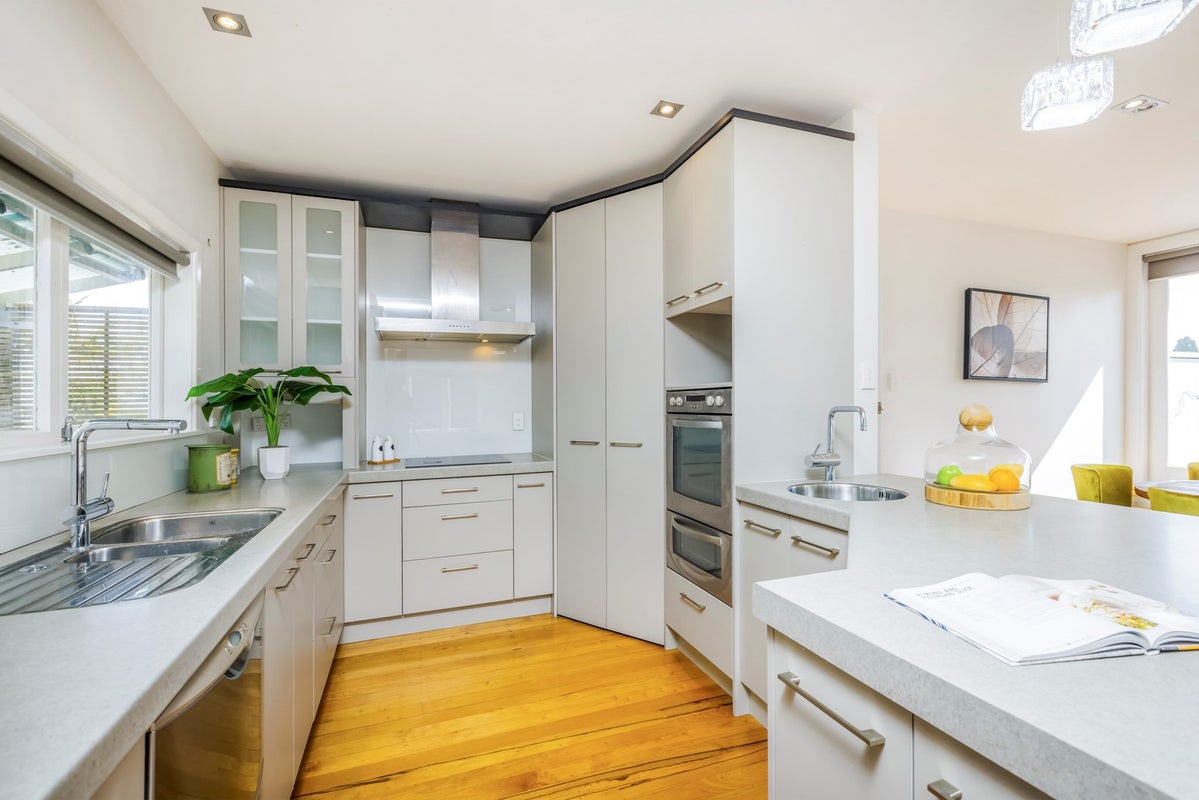 1/31 Howe Street, Howick, Auckland - Carousel 2