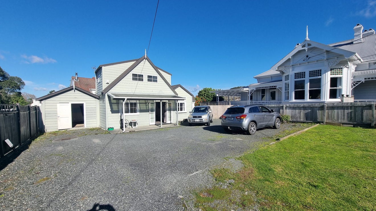 25A Manse Street, Regent, Whangarei - Carousel 1