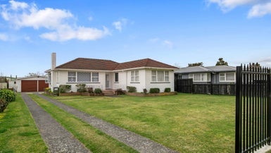 6 Jervis Street, Hillcrest, Rotorua - Carousel 1