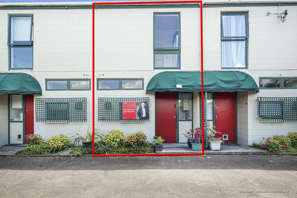 7/1 Coates Street, Hamilton East, Hamilton - Carousel 1
