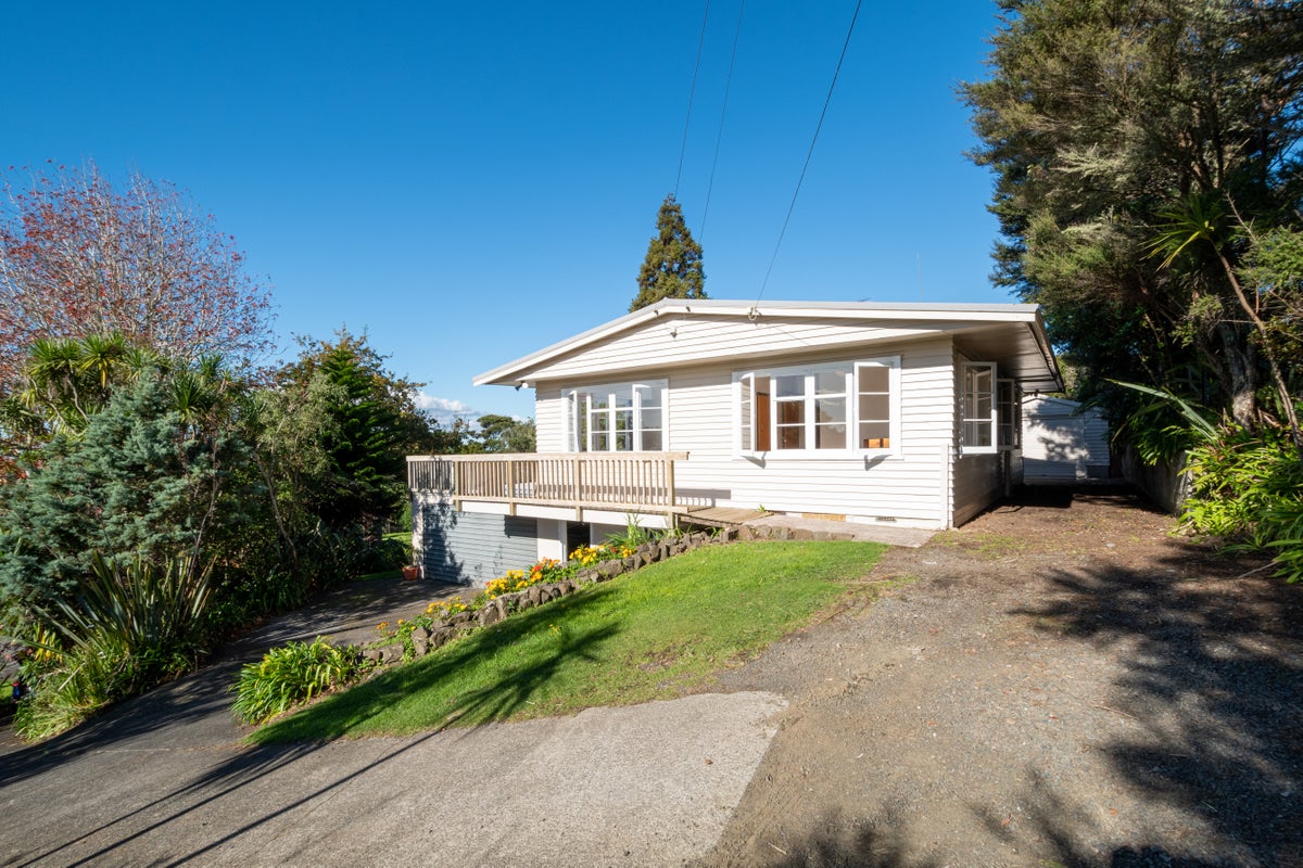 175 Wairere Road, Henderson - Carousel 2