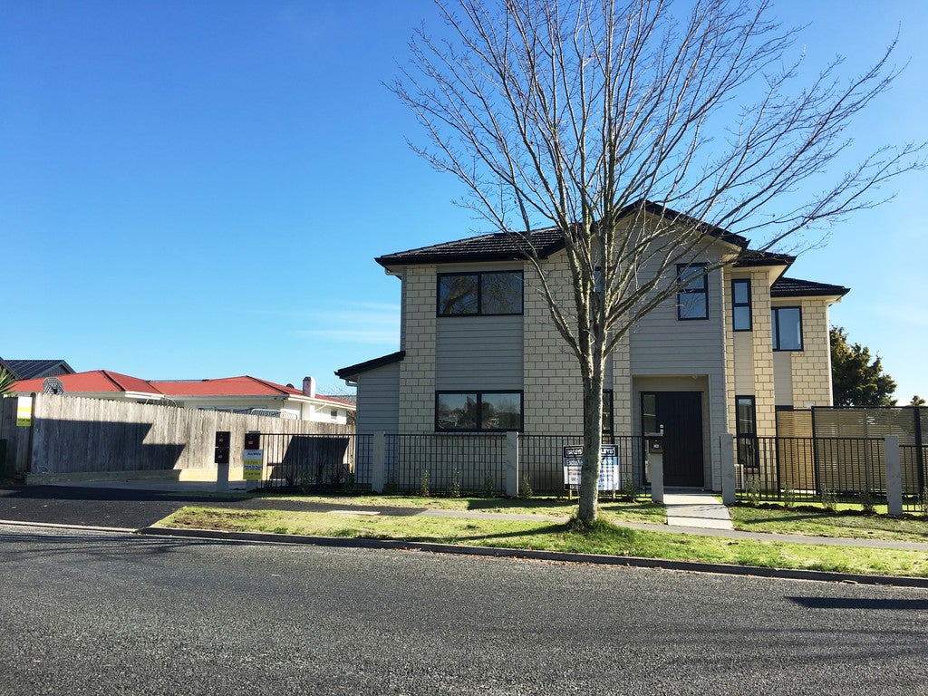 3/56 Storey Avenue, Forest Lake, Hamilton - Carousel 1