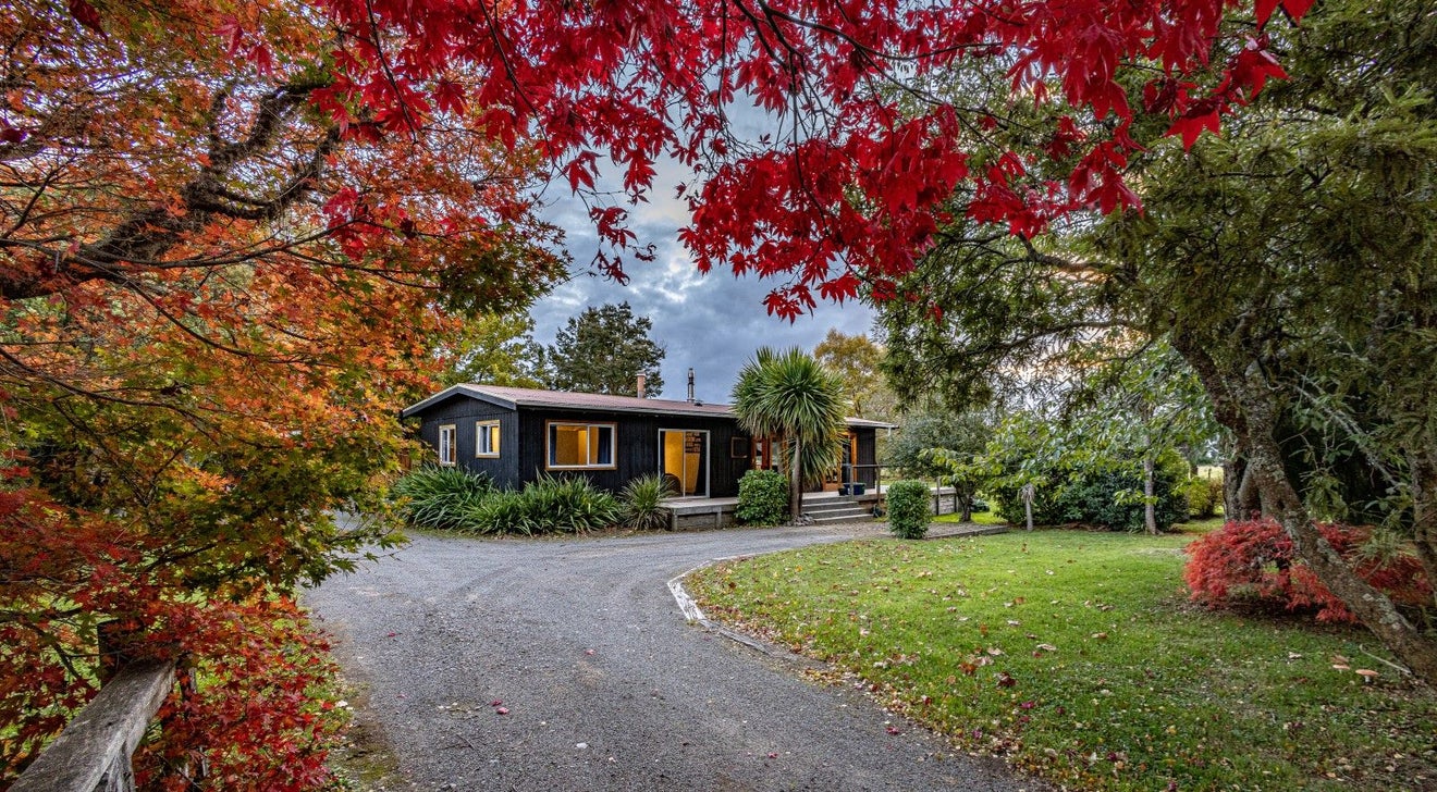 2 Kaha Street, Rangataua, Ohakune - Carousel 2