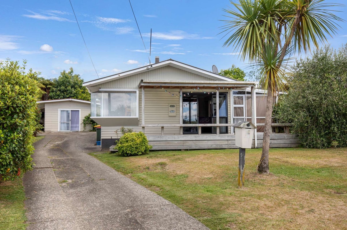 39 Collie Drive, Pukehangi, Rotorua - Carousel 1