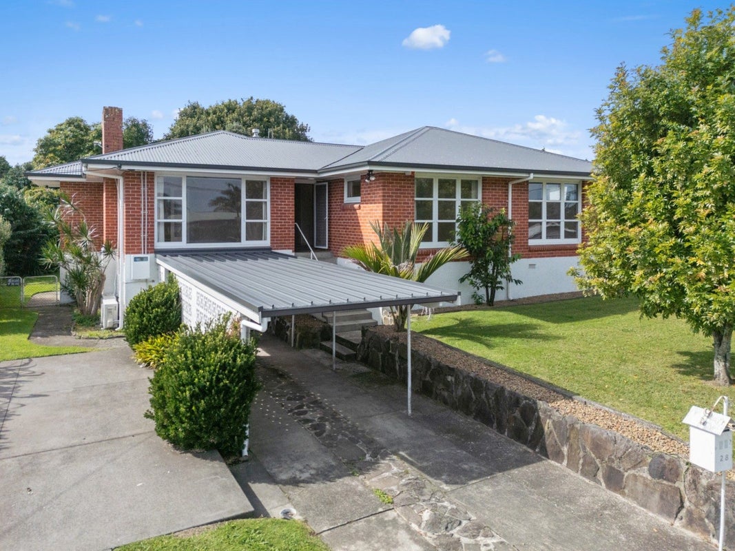 28 Collingwood Street, Judea, Tauranga - Carousel 1