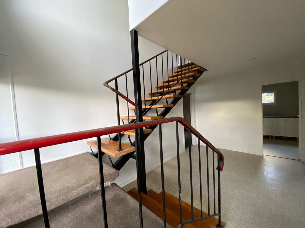 45 Stanniland Street, Sunnyhills, Auckland - Carousel 2