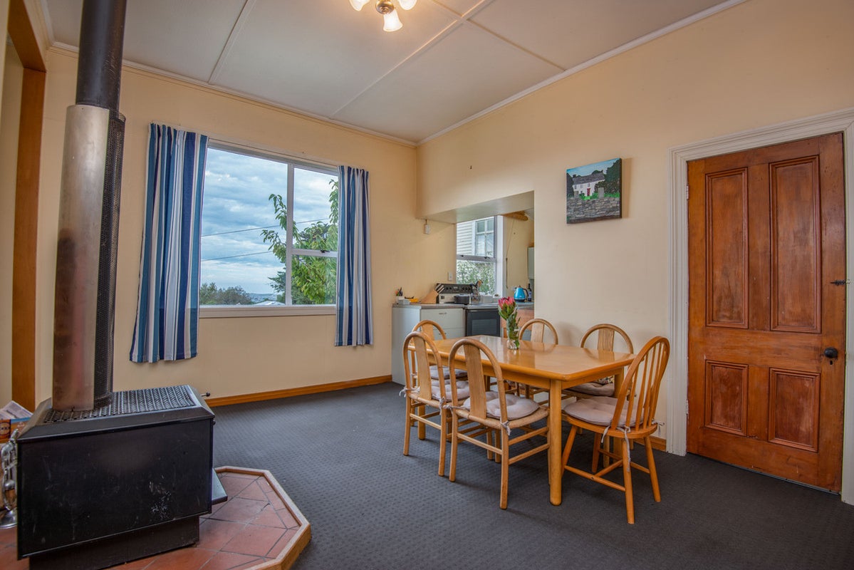 53 Cole Street, Caversham, Dunedin - Carousel 2