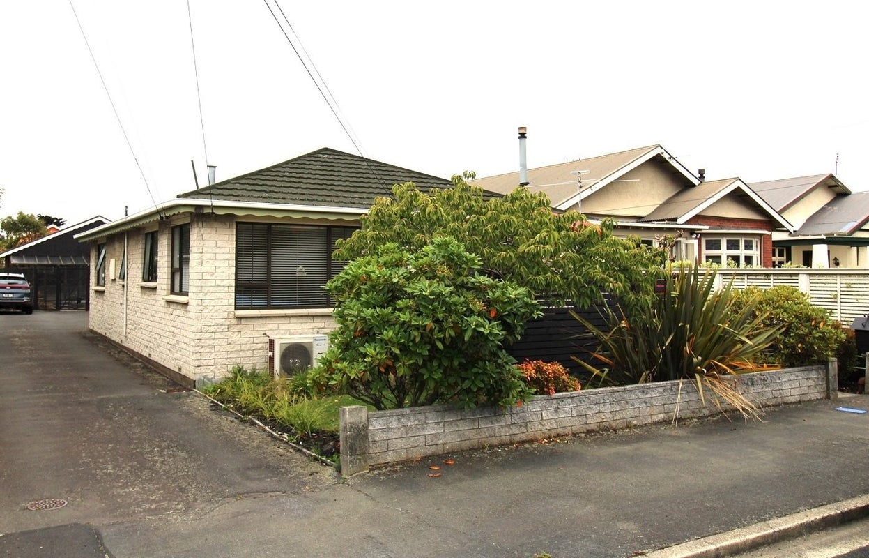 26A Coughtrey Street, Saint Clair, Dunedin - Carousel 1