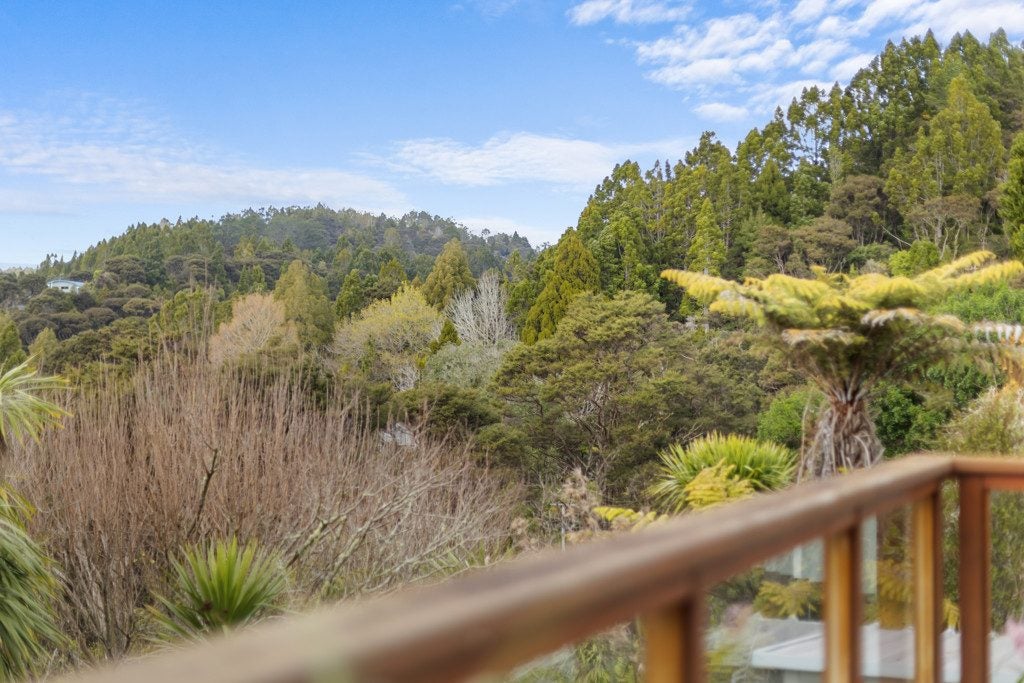 84 Shetland Street, Glen Eden, Auckland - Carousel 1
