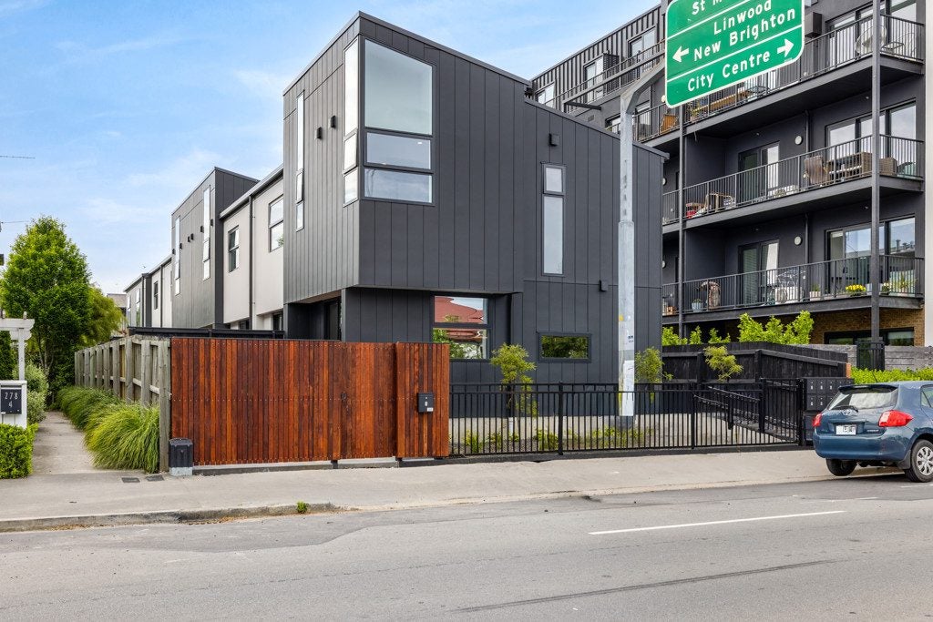 276 Barbadoes Street, Christchurch Central, Christchurch - Carousel 1