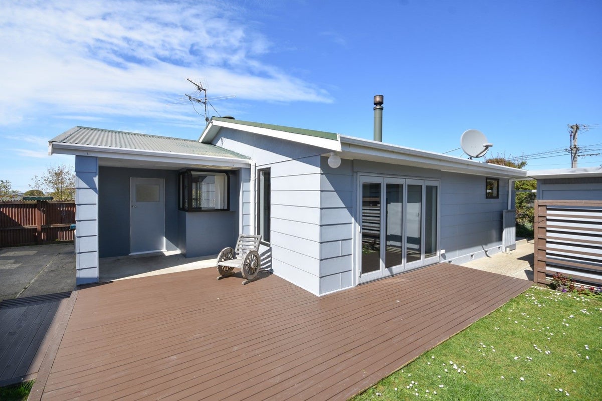 11 Duckworth Street, Andersons Bay, Dunedin - Carousel 1