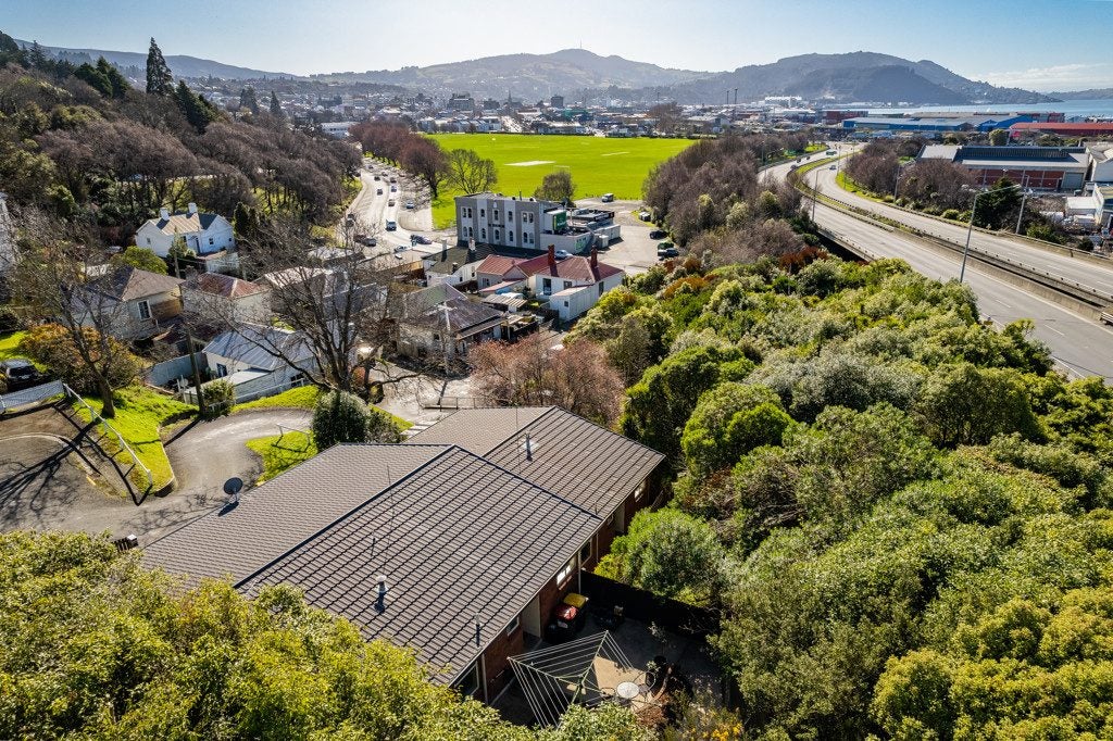71 Grosvenor Street, Kensington, Dunedin - Carousel 23