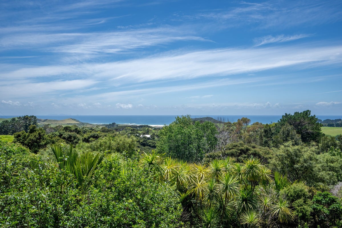194 Ocean Beach Road, Whangarei Heads - Carousel 1