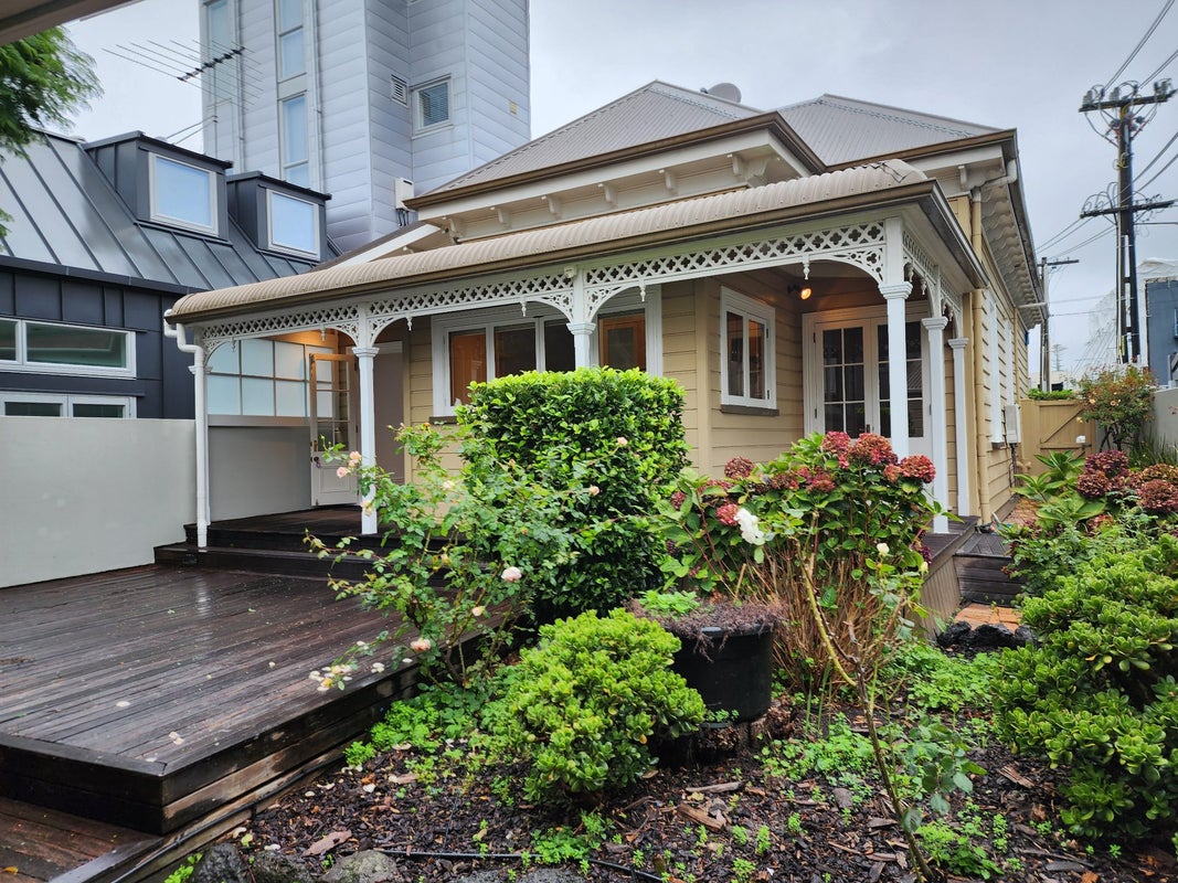 2 Garfield Street, Parnell, Auckland - Carousel 1