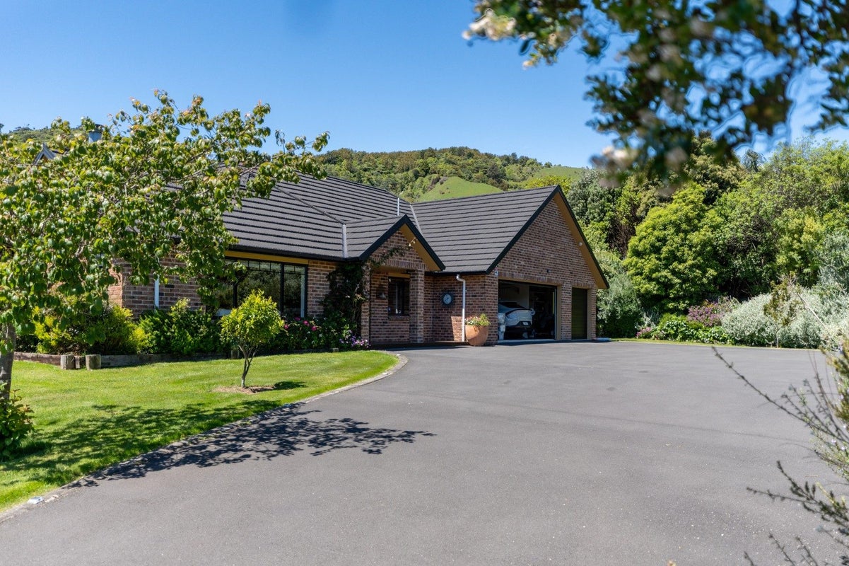 129 Maui Pomare Road, Nikau Valley, Paraparaumu - Carousel 50