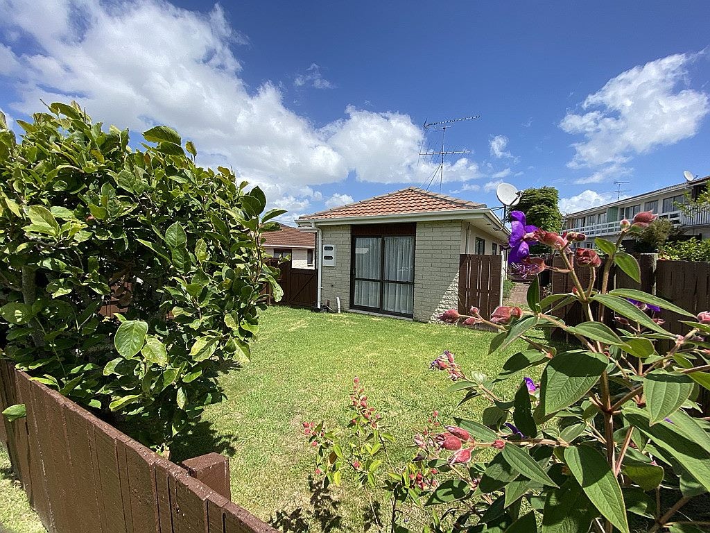 2/5 Allenby Road, Panmure, Auckland - Carousel 16