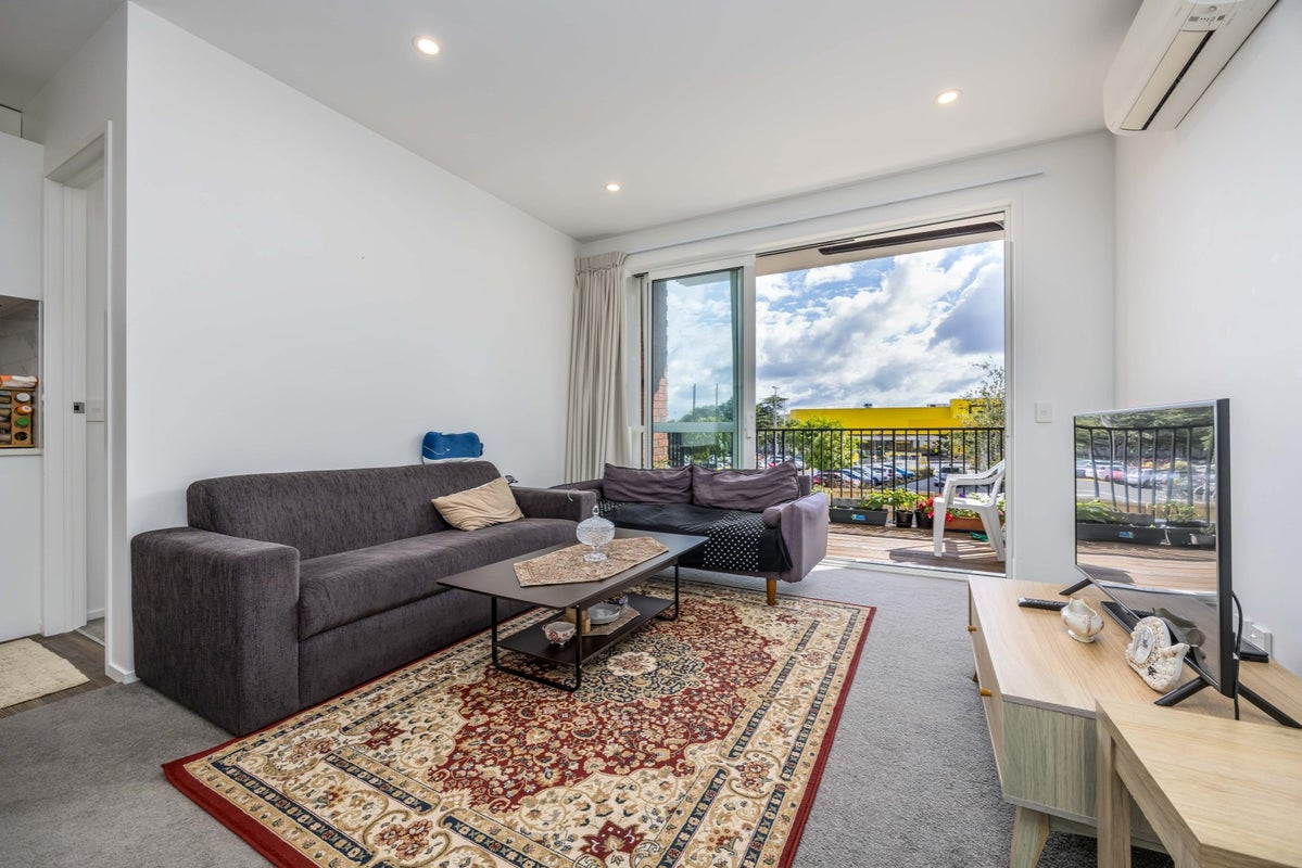 107/1B Soljak Place, Mount Albert, Auckland - Carousel 2