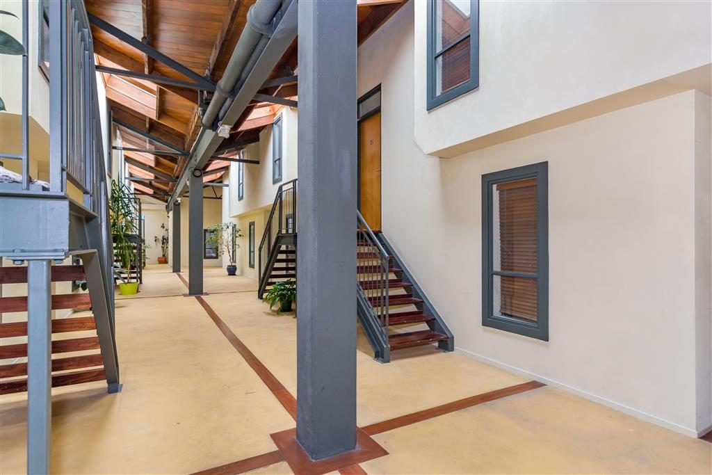 8/220 Thorndon Quay, Pipitea, Wellington - Carousel 21