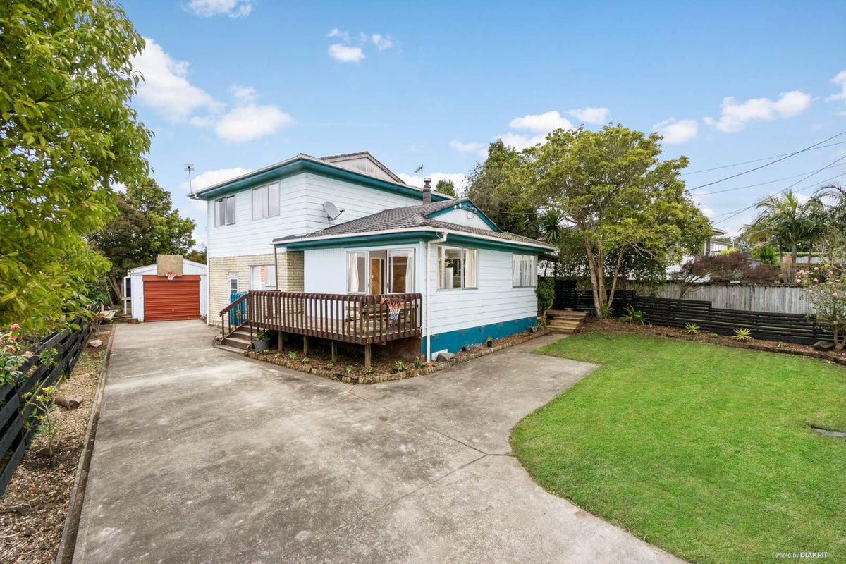 24 Glen Road, Ranui, Auckland - Carousel 1