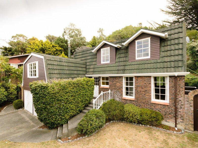 6 Caesars Place, Churton Park, Wellington - Carousel 2