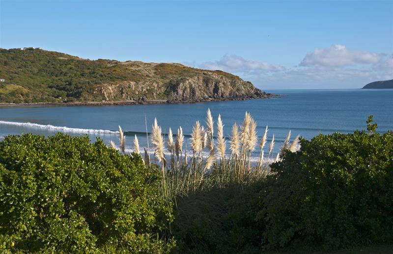 4/14F Tireti Road, Tītahi Bay, Porirua - Carousel 1
