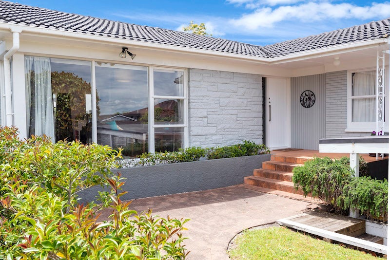 1/27 Sorrel Crescent, Bucklands Beach, Auckland - Carousel 2
