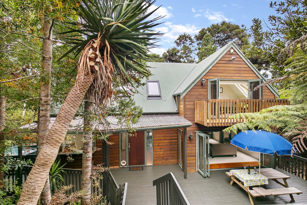 68 Crows Road, Swanson, Auckland - Carousel 2