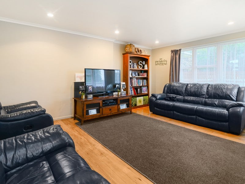 8 Leslie Avenue, Western Heights, Rotorua - Carousel 1