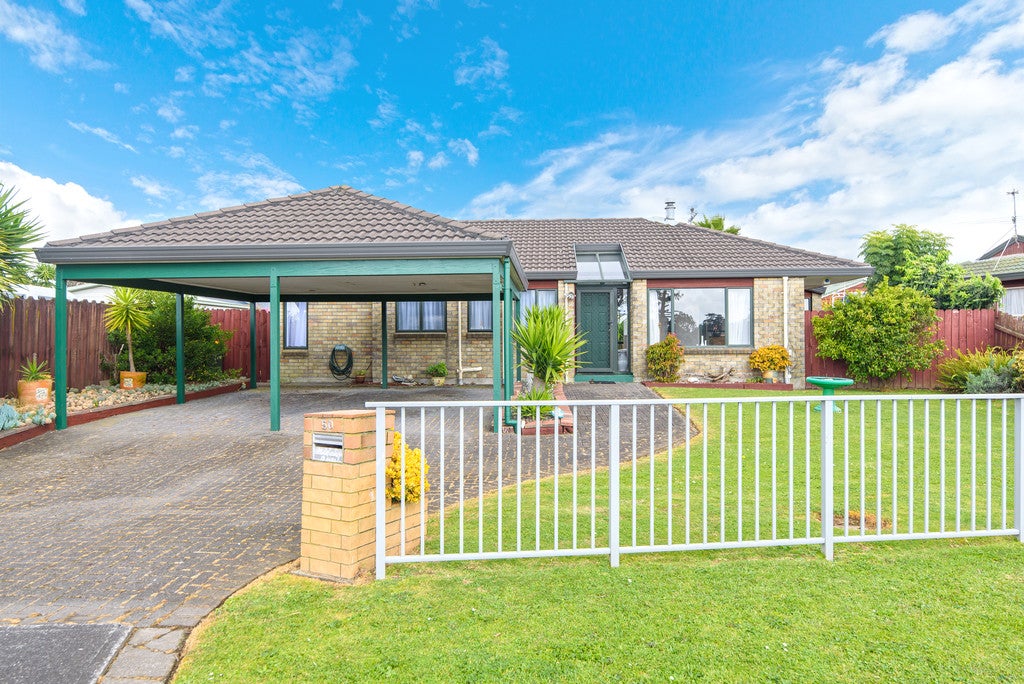 50 Burswood Drive, Burswood, Auckland - Carousel 1
