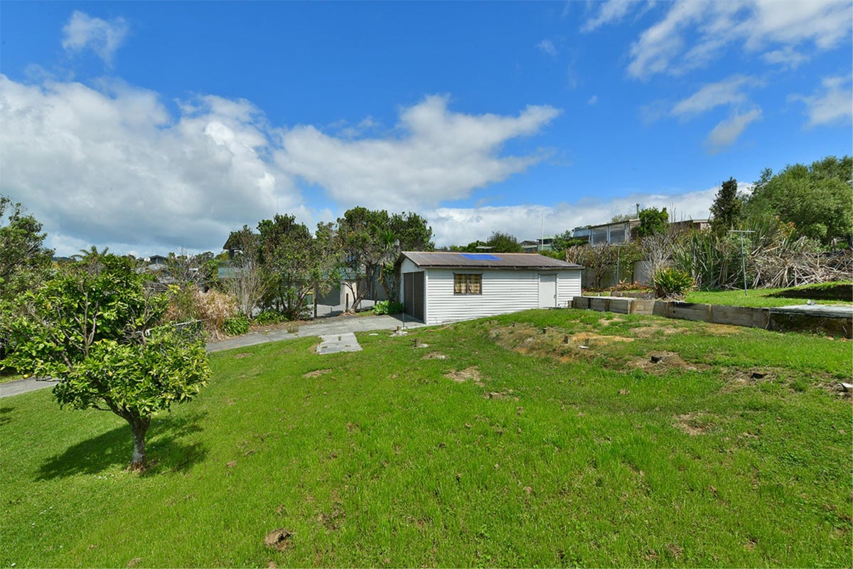 14 The Nook, Algies Bay, Warkworth - Carousel 2