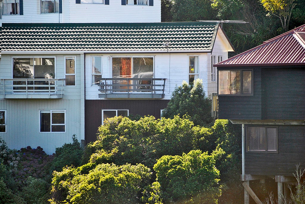 8 Mcmahon Way, Paparangi, Wellington - Carousel 15