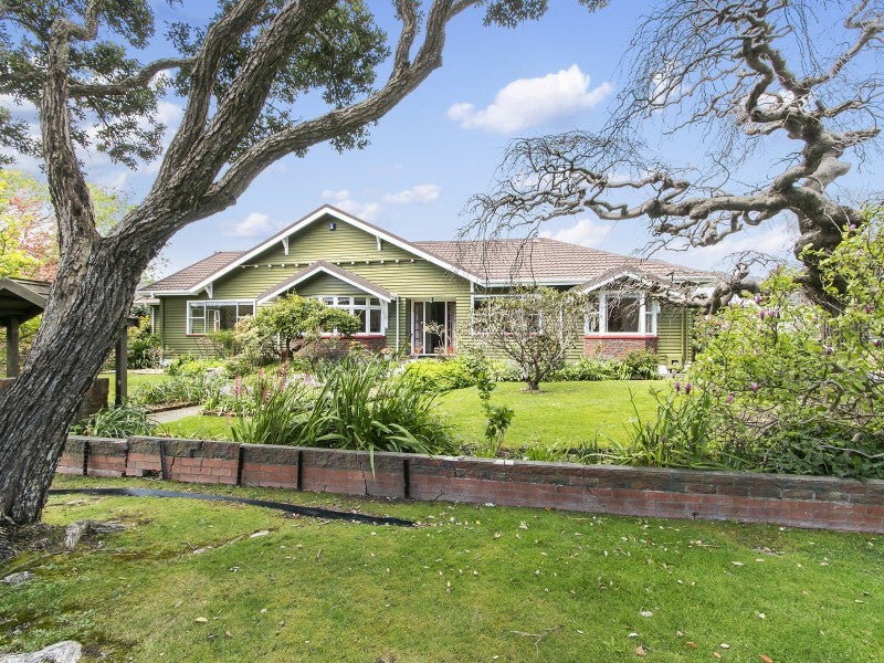 57 Cambridge Terrace, Waiwhetu, Lower Hutt - Carousel 1