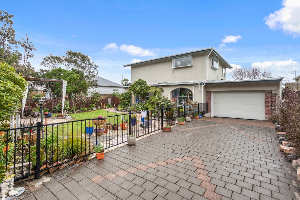 41 Main Road, Redcliffs, Christchurch - Carousel 17