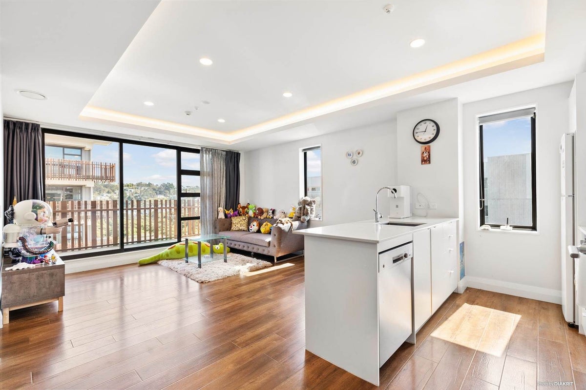507/24 Library Lane, Albany, Auckland - Carousel 2