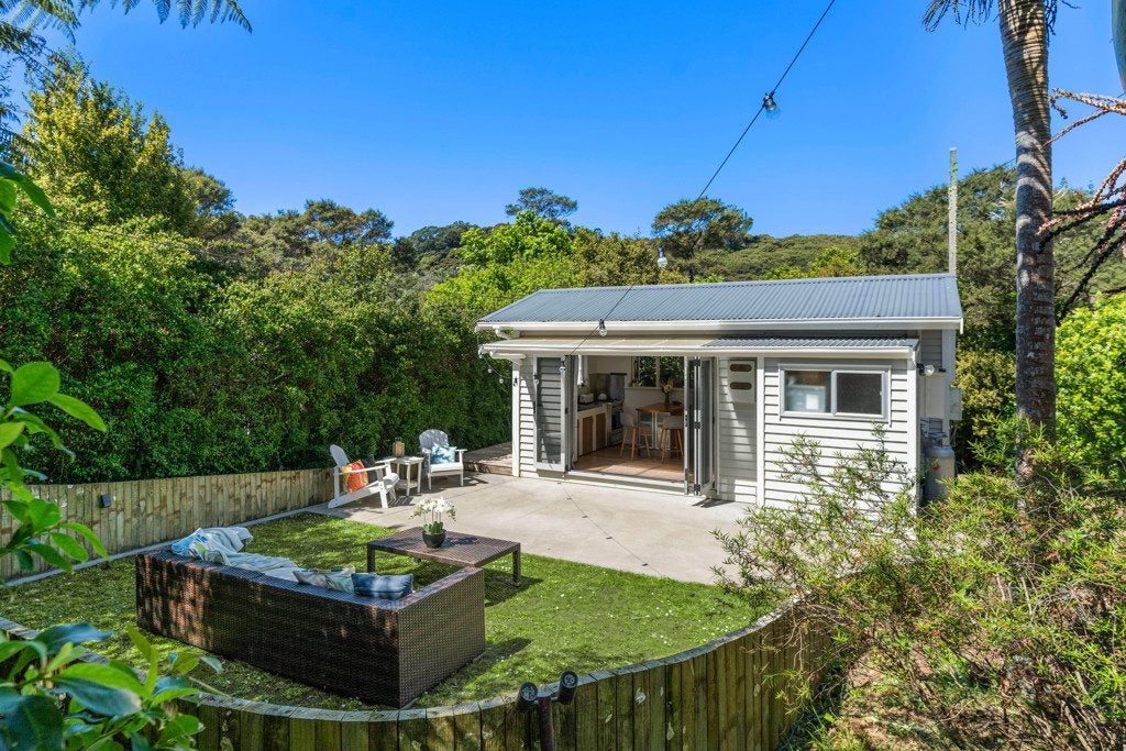 89 Glen Brook Road, Omiha, Waiheke Island - Carousel 2