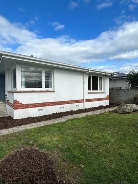 166 Edinburgh Crescent, Waikiwi, Invercargill - Carousel 1