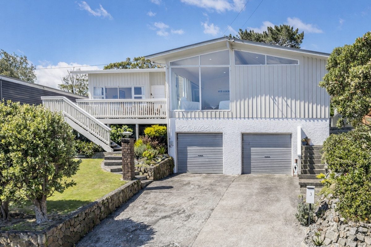 3 Tirowhanga Road, Paremata, Porirua - Carousel 1