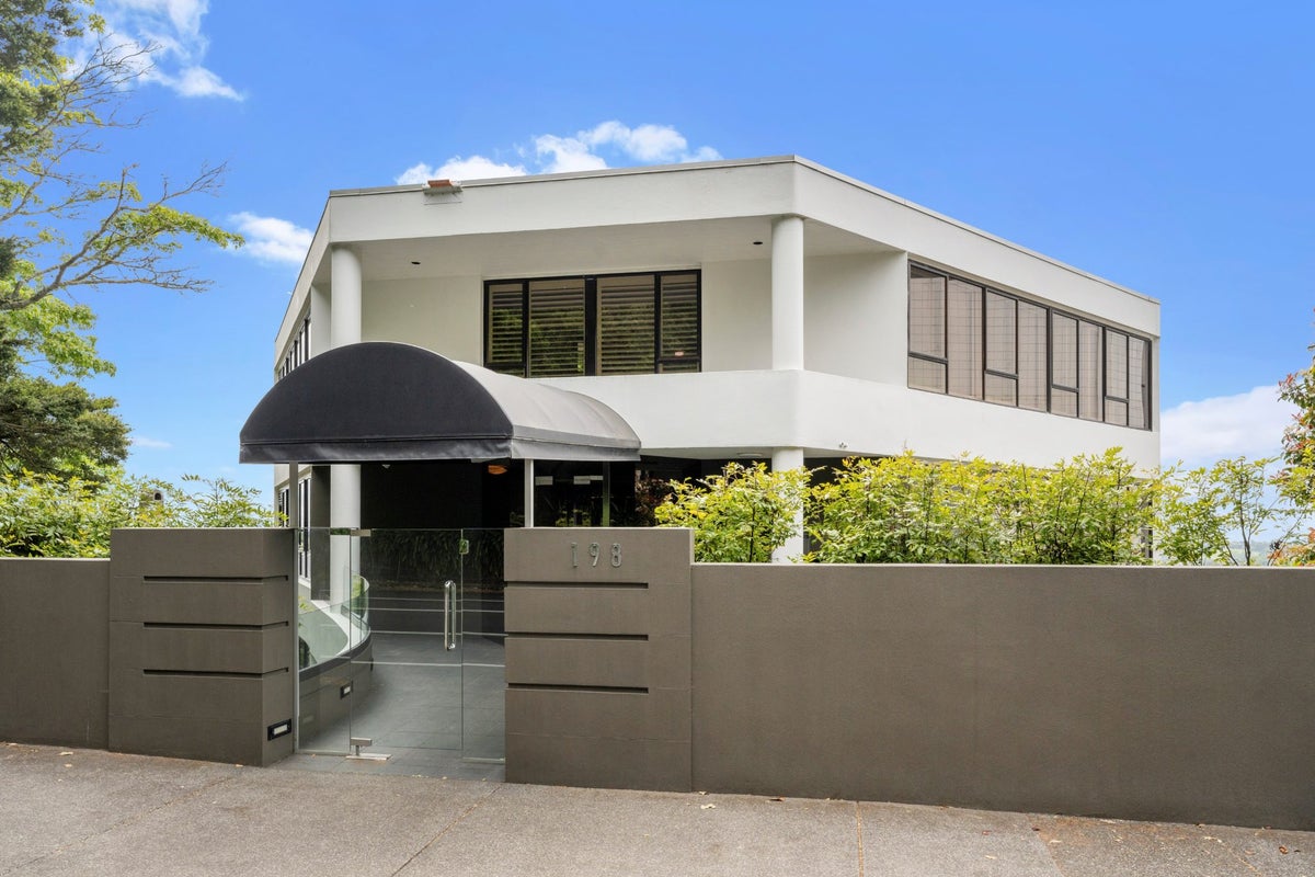 2/198 Remuera Road, Remuera, Auckland - Carousel 2